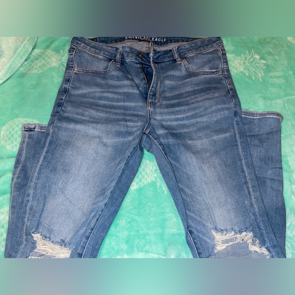 American eagle skinny jeans. Size 12 short